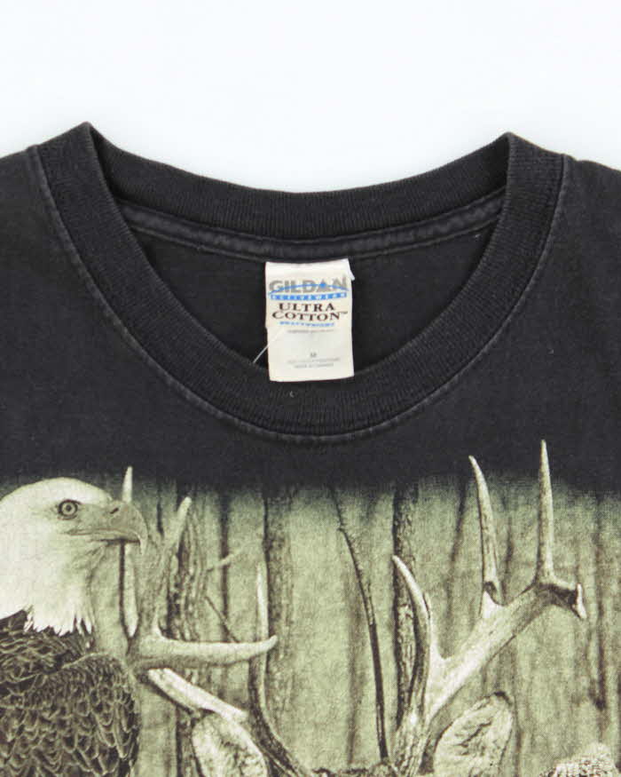 Vintage 2000's Forest Wildlife Graphic T-Shirt - M