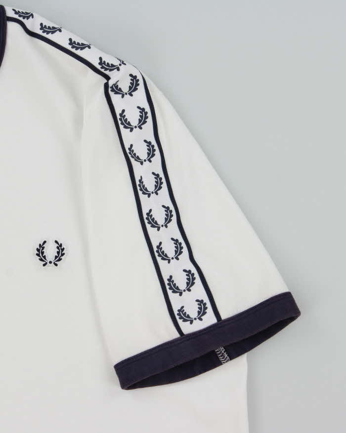 Vintage 2000's Fred Perry Sportswear Ringer T-Shirt - L