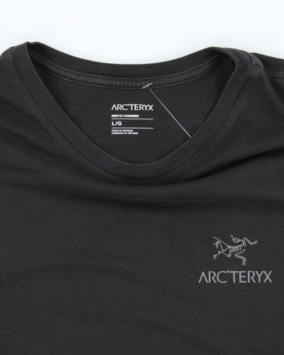 Vintage 2000's Arc'teryx Small Logo Lightweight T-Shirt - L