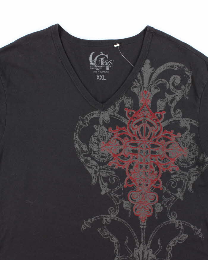 Vintage Y2K Guess Gothic Graphic V-Neck T-Shirt - XXL