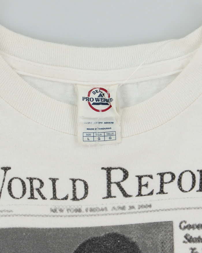 Vintage Y2K World Report Newspaper Graphic T-Shirt - L