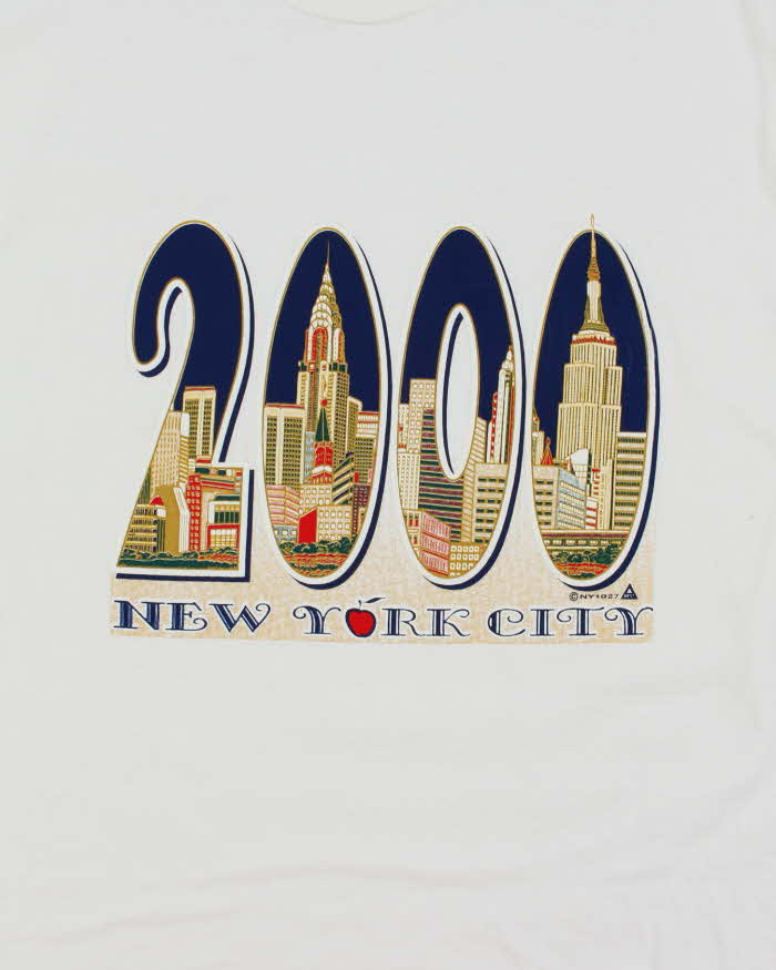 Vintage 2000's New York City Graphic T-Shirt - L