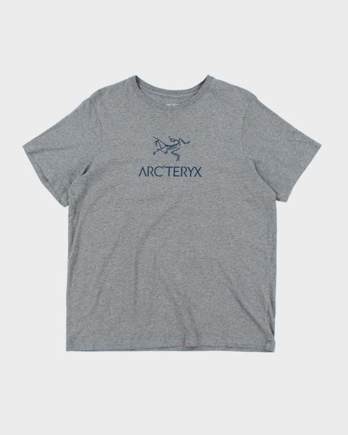Vintage Arc'teryx Centre Logo Graphic T-Shirt - L