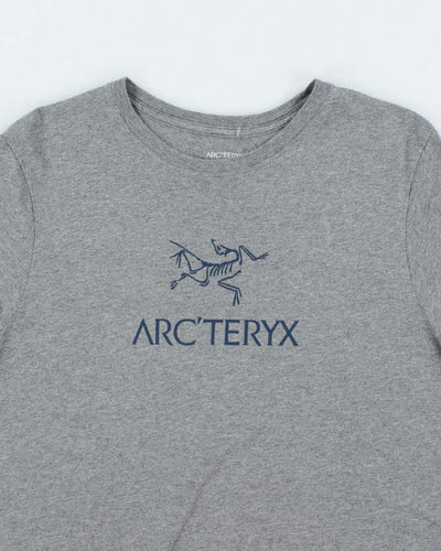 Vintage Arc'teryx Centre Logo Graphic T-Shirt - L