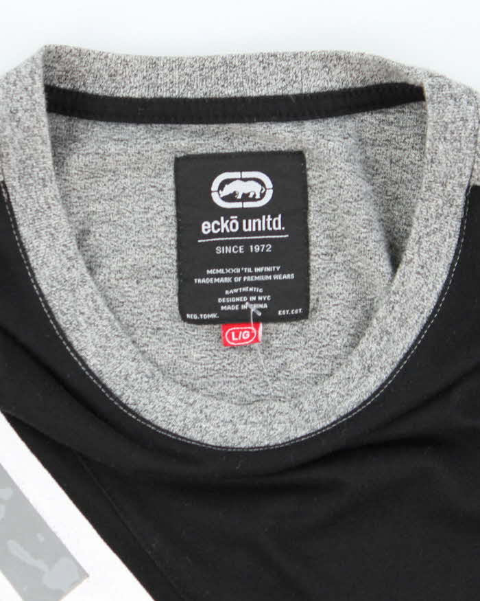 Vintage Y2K Ecko Untid Two-Tone Graphic T-Shirt - L