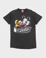 Vintage 90's Disney Mickey Mouse Spell Out T-Shirt - L