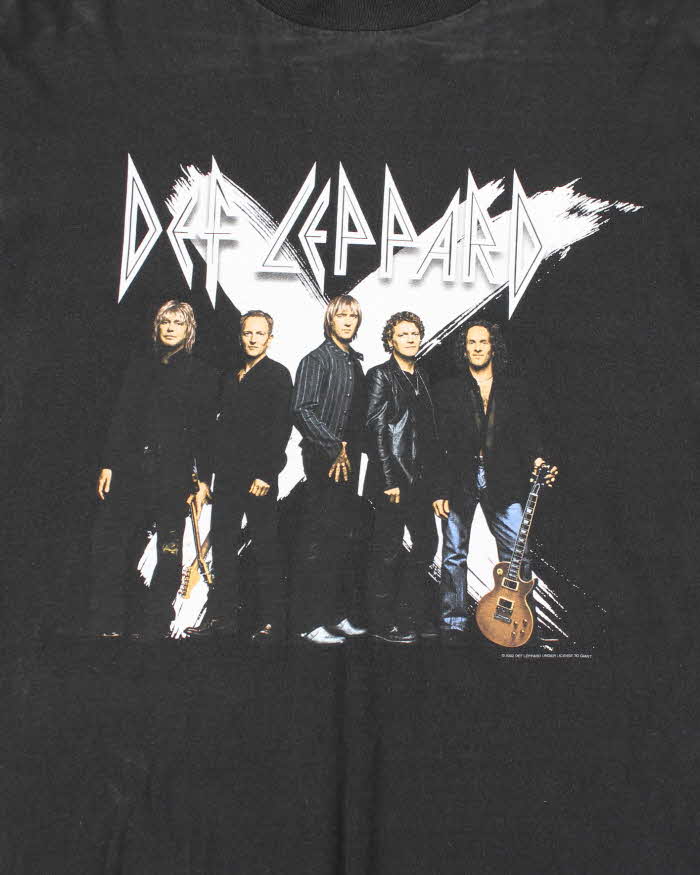 Vintage 2000's Def Leppard Graphic Long Sleeve T-Shirt - L