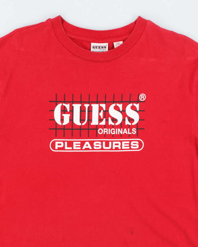 Guess Jeans x Pleasures Centre Logo Graphic T-Shirt - S