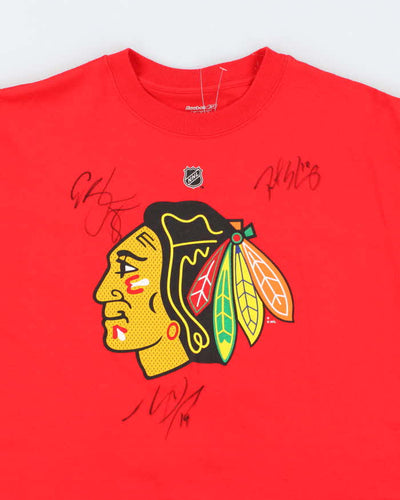 Vintage Reebok Chicago Black Hawks Team Signed Graphic T-Shirt - L