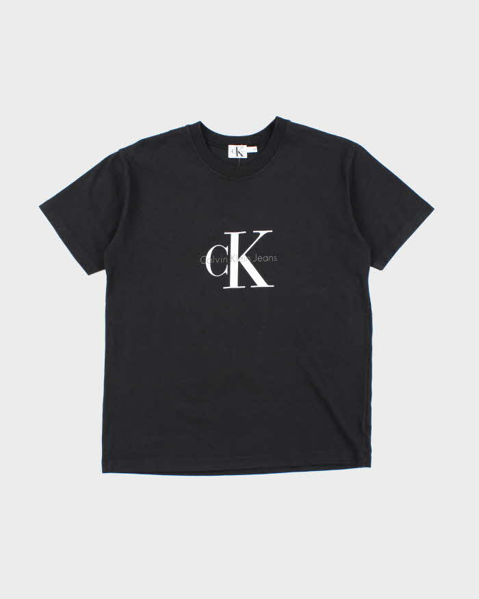 Vintage Y2K Calvin Klein Spell Out Graphic T-Shirt - M