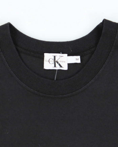 Vintage Y2K Calvin Klein Spell Out Graphic T-Shirt - M