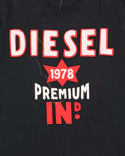 Vintage 2000's Diesel Patch Spell Out Logo T-Shirt - XL