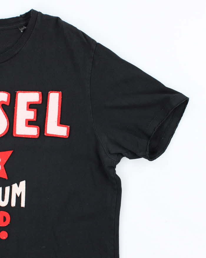 Vintage 2000's Diesel Patch Spell Out Logo T-Shirt - XL