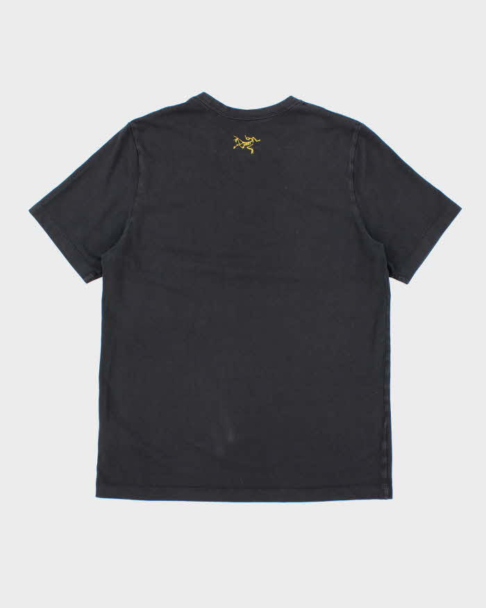 Arc'Teryx Black Print T-Shirt - M