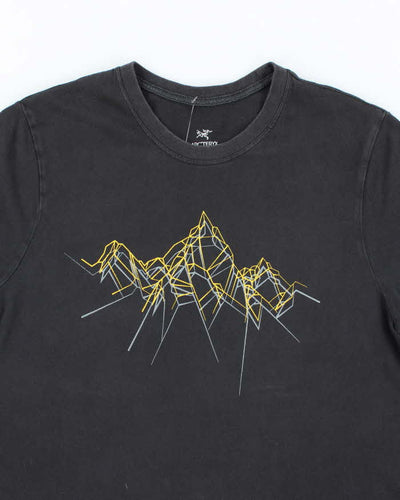 Arc'Teryx Black Print T-Shirt - M