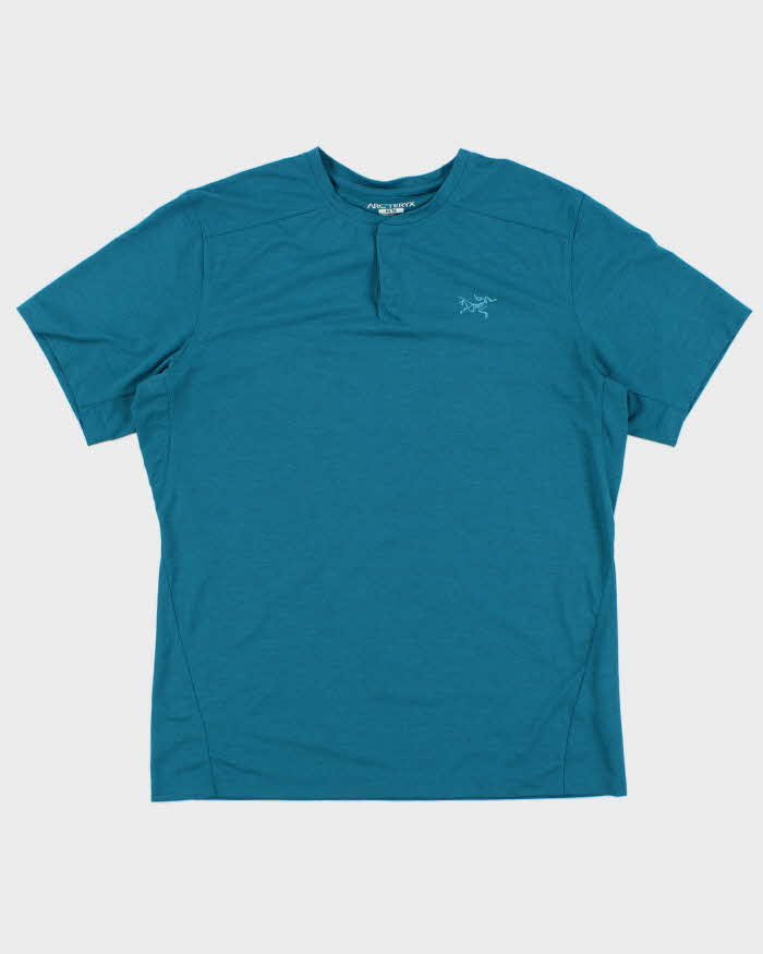 Vintage Arc'teryx Teal Kadem Henley Active T-Shirt - M