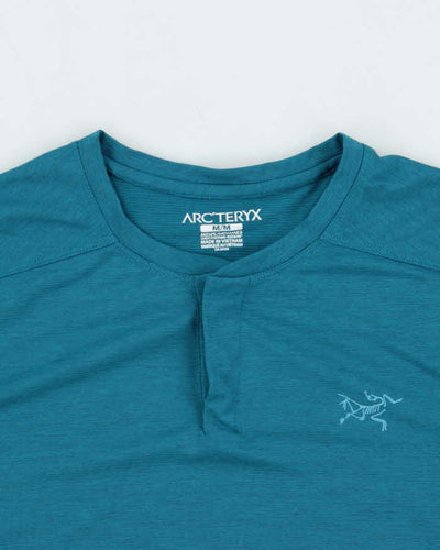 Vintage Arc'teryx Teal Kadem Henley Active T-Shirt - M