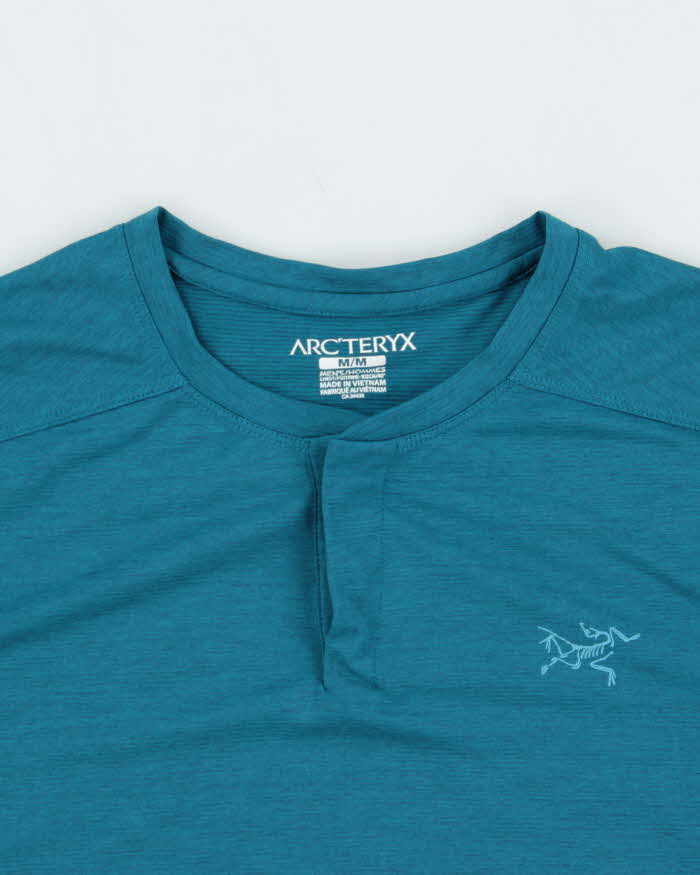 Vintage Arc'teryx Teal Kadem Henley Active T-Shirt - M