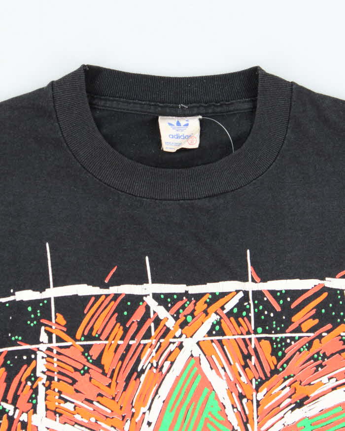 Vintage 1980s Adidas Originals Single Stitch Crewneck T-Shirt - M