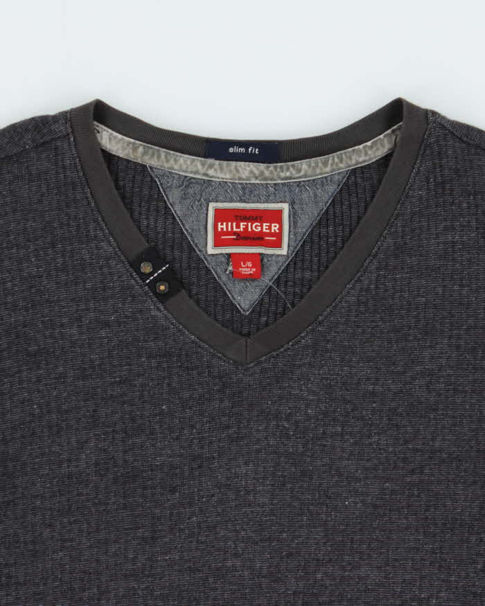 Vintage Y2k 00s Tommy Hilfiger V-neck Long Sleeve T-shirt - L