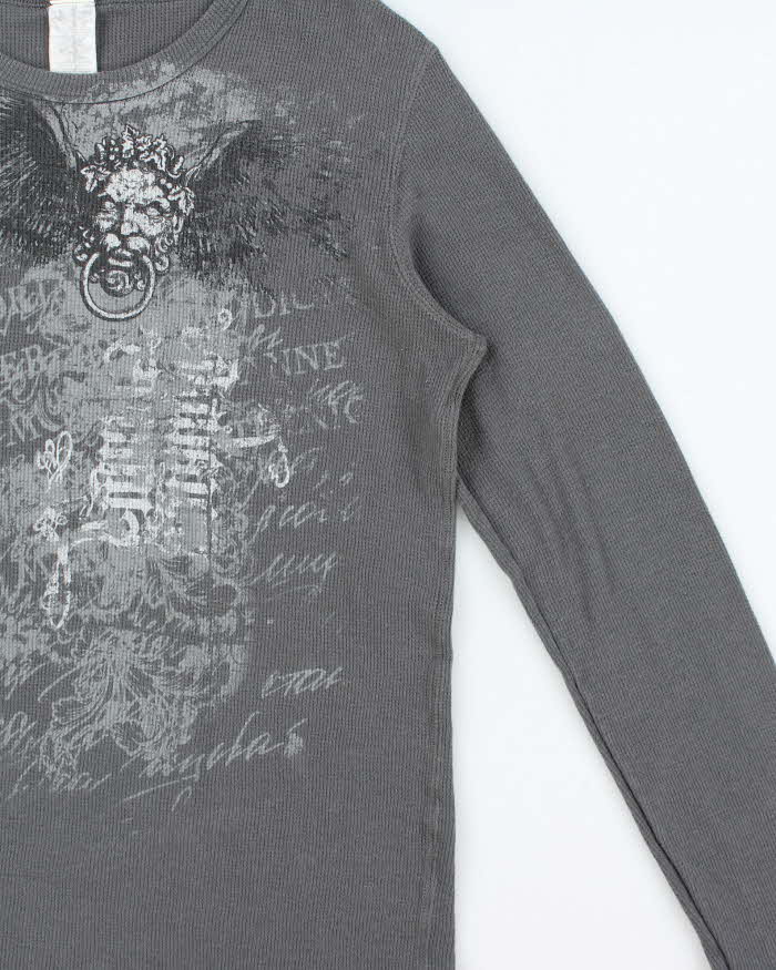 Vintage Y2K 00s Gothic Long Sleeve Waffle T-Shirt - XL