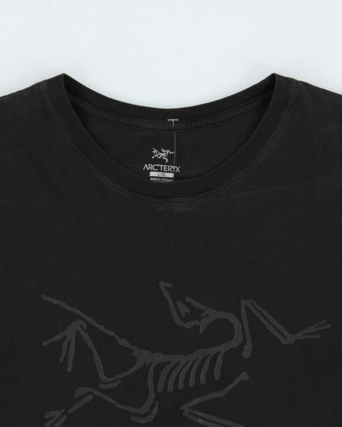Vintage Arc'teryx Big Bird Crewneck T-shirt - L