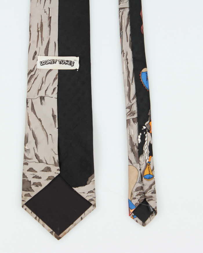 Vintage 90's Looney Tunes Rock Climbing Theme Tie