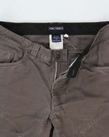 Vintage Y2K 00s Arc'teryx 'Cronin' Khaki Low-Rise Canvas Wide Leg Hiking Trousers - W34 L32