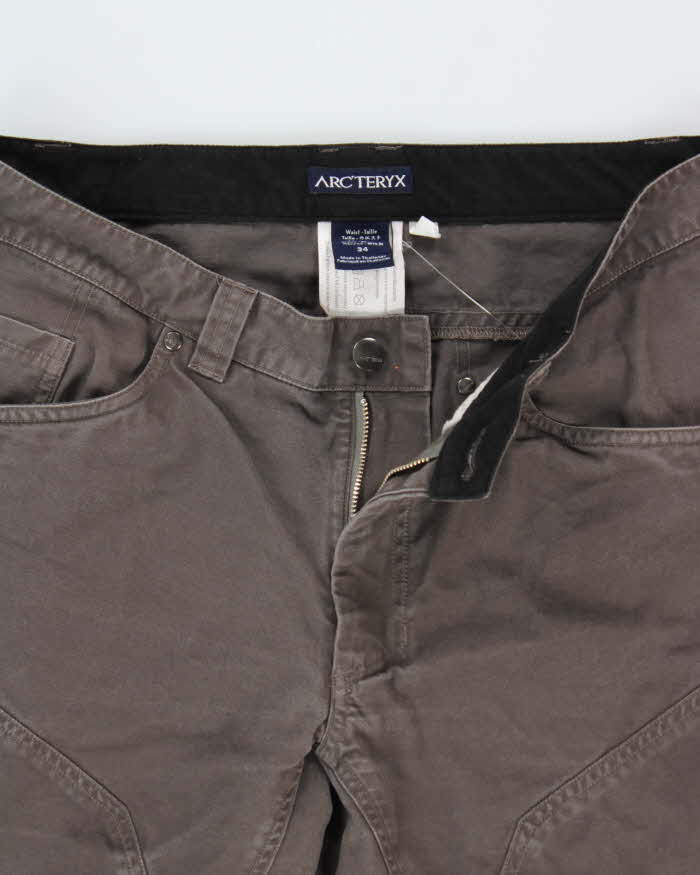 Vintage Y2K 00s Arc'teryx 'Cronin' Khaki Low-Rise Canvas Wide Leg Hiking Trousers - W34 L32