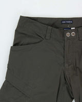 Vintage Y2K 00s Arc'teryx 'Cronin' Khaki Low-Rise Soft Shell Wide Leg Hiking Trousers - W32 L32