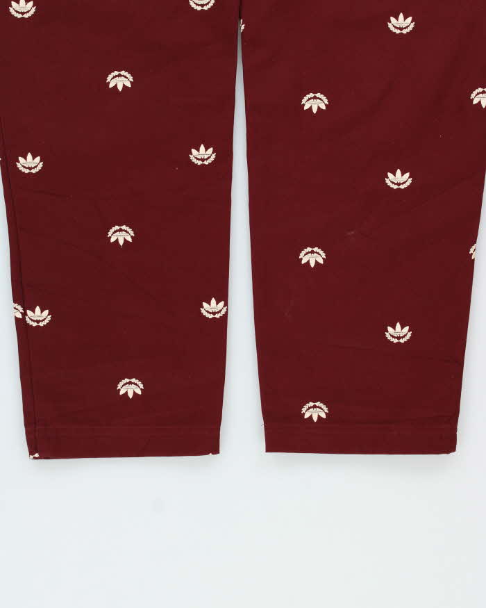 Vintage Adidas Originals Burgundy 'Graphic Archive' Embroidered Relaxed Taper Fit Casual Chino Trousers - M