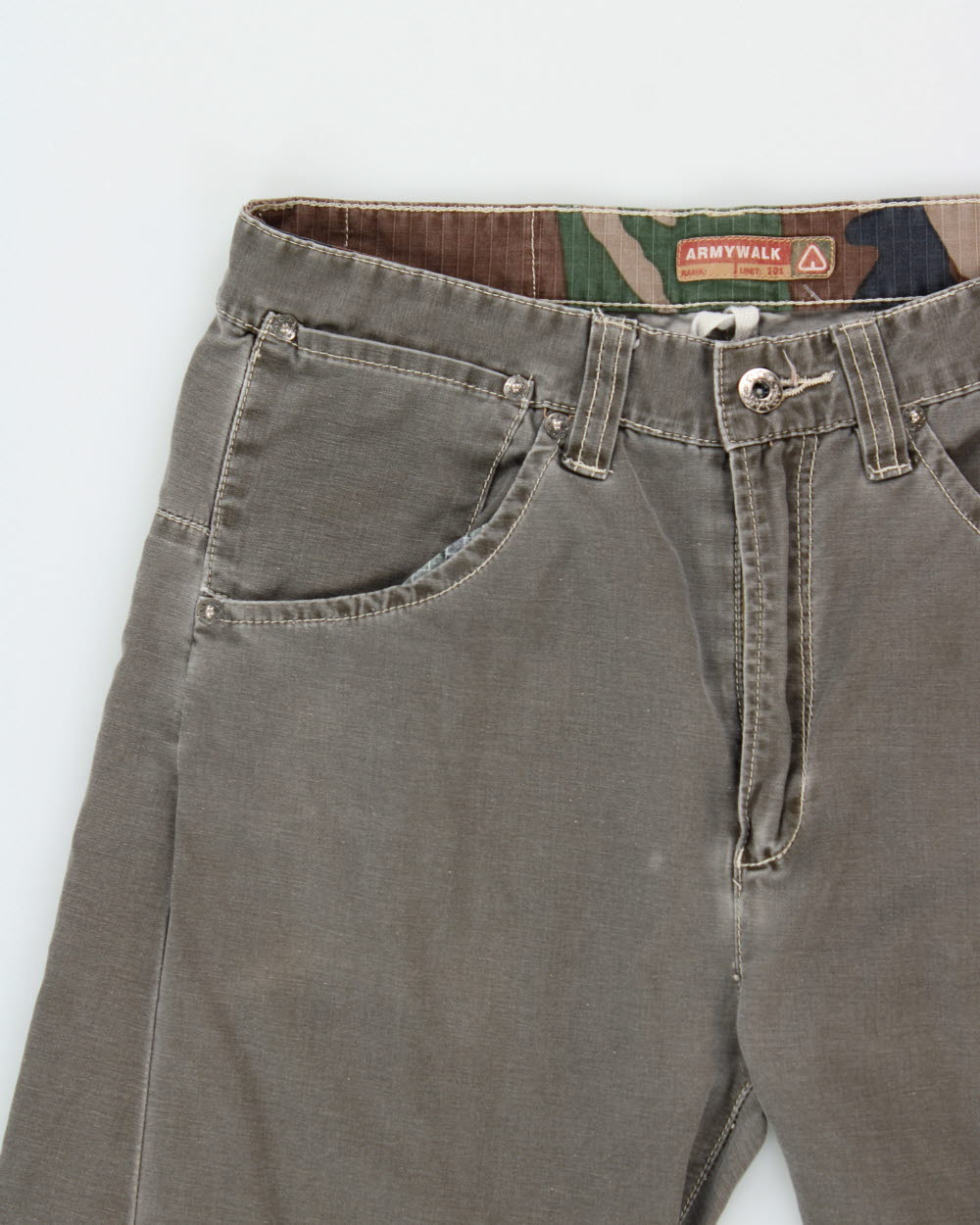 Vintage Y2K 00s Armywalk Khaki Canvas Barrel Leg Camo Cuff Trousers - W30 L30
