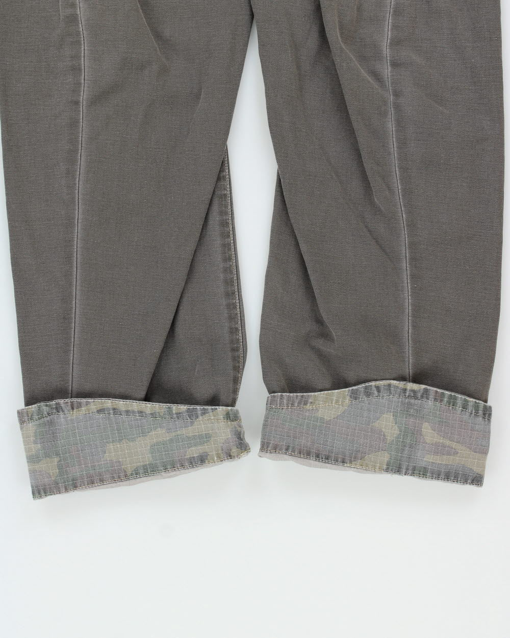 Vintage Y2K 00s Armywalk Khaki Canvas Barrel Leg Camo Cuff Trousers - W30 L30
