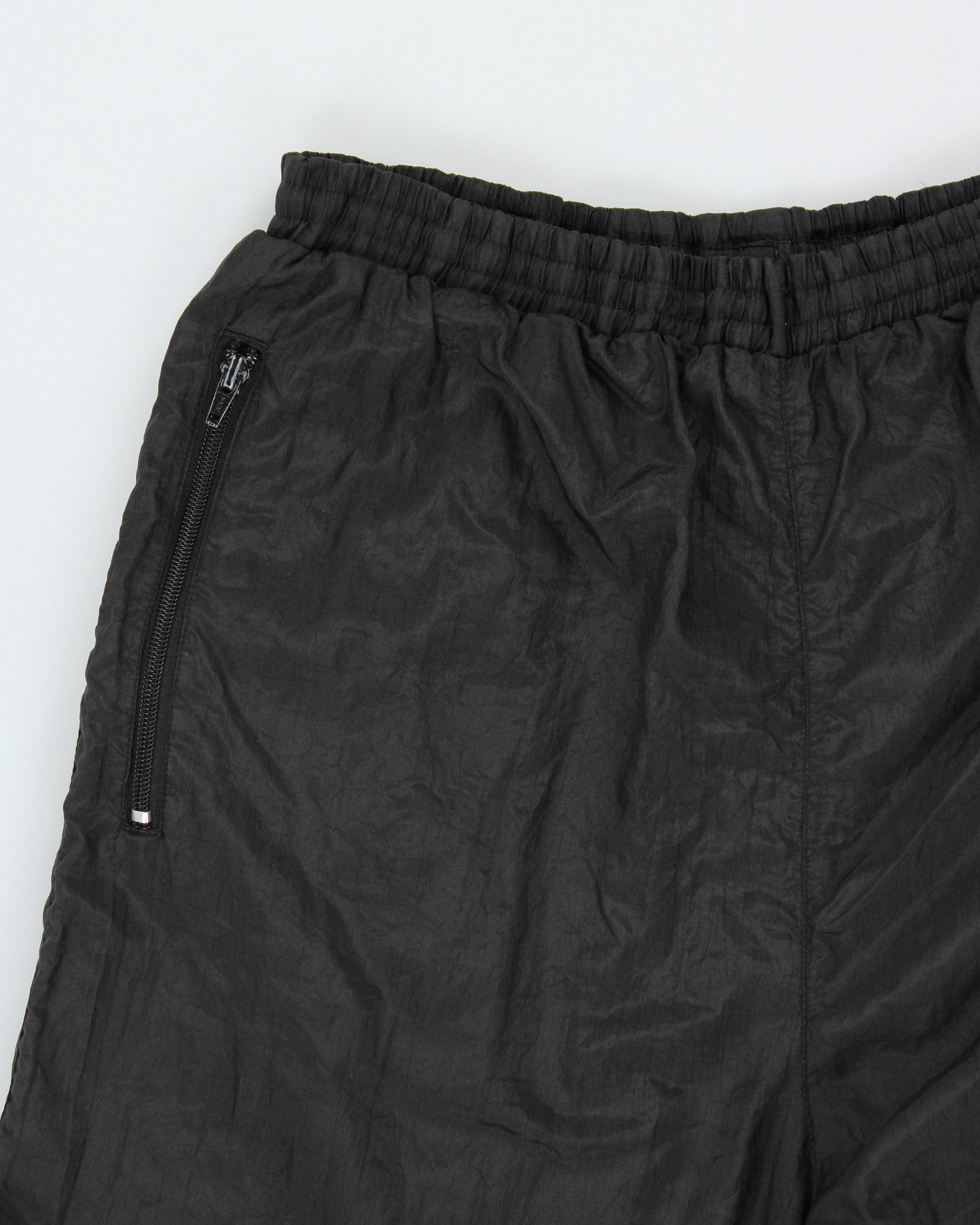 Vintage 1990s Umbro Classic Diamond Shell Relaxed Fit Zip Cuff Tracksuit Bottoms - L
