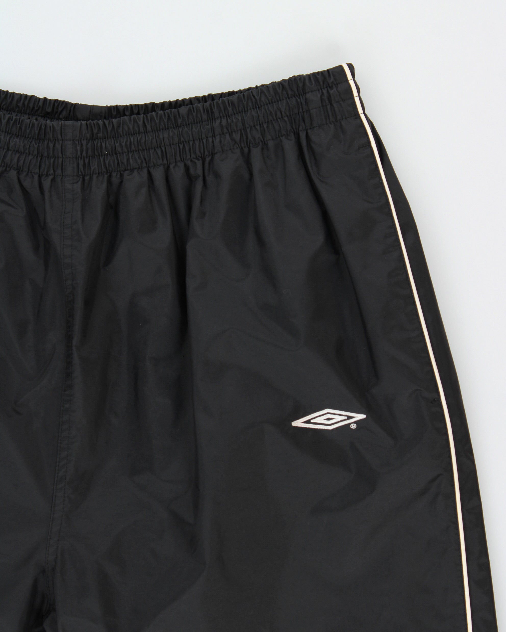 Vintage Y2K 00s Umbro Striped Shell Relaxed Fit Straight Leg Zip Cuff Tracksuit Bottoms - XL
