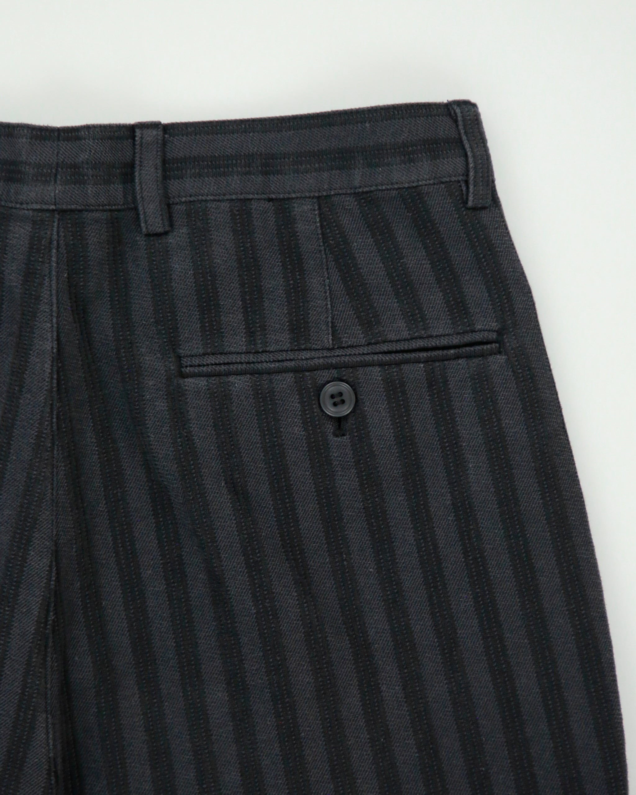 Vintage 1990s Gather Jewels Mid-Rise Texture Striped Pleated Straight Leg Trousers - W28 L33