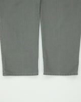 Vintage 2001 Levi's Batwing Made In Canada Khaki Mid-Rise Double Pleated Relaxed Fit Canvas Chino Trousers - W29 L31