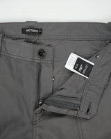 Arc'teryx Sullivan Low Rise Canvas Relaxed Fit Straight Leg Mountain Trousers - W36 L29