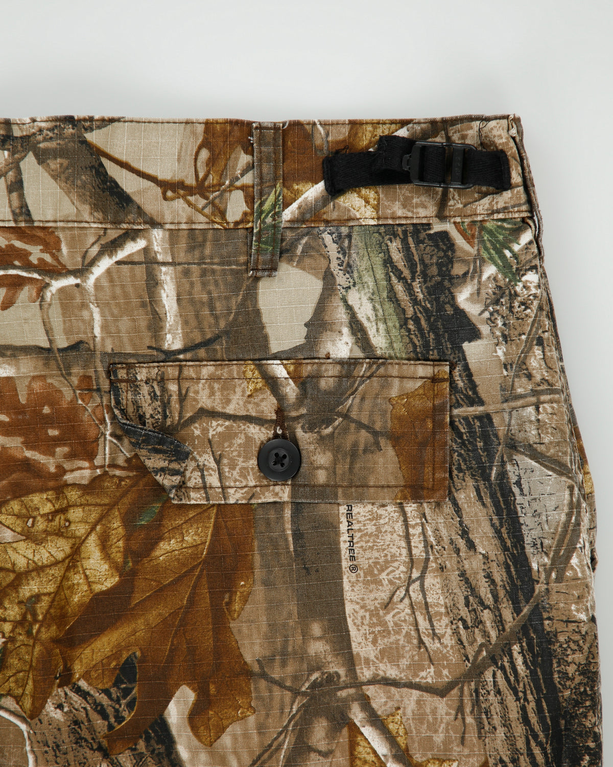Vintage Y2K 00s Redhead Realtree Camo Canvas Relaxed Fit Tapered Cargo Trousers - W38 L31