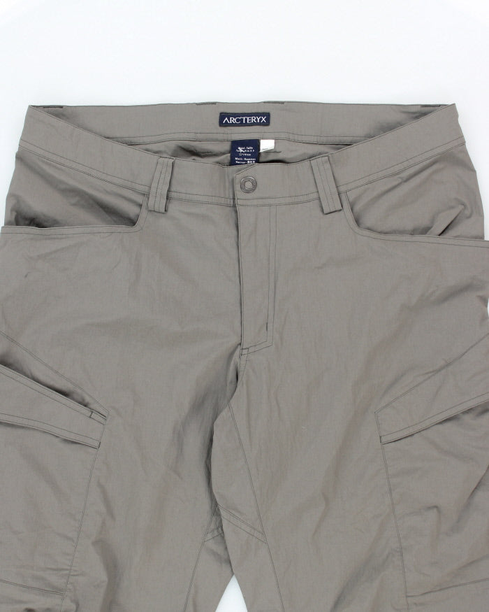 Vintage 2000's Arc'teryx Multi Pocket Cargo Hiking Trousers - W36 L32