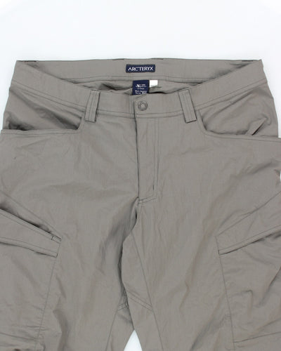 Vintage 2000's Arc'teryx Multi Pocket Cargo Hiking Trousers - W36 L32