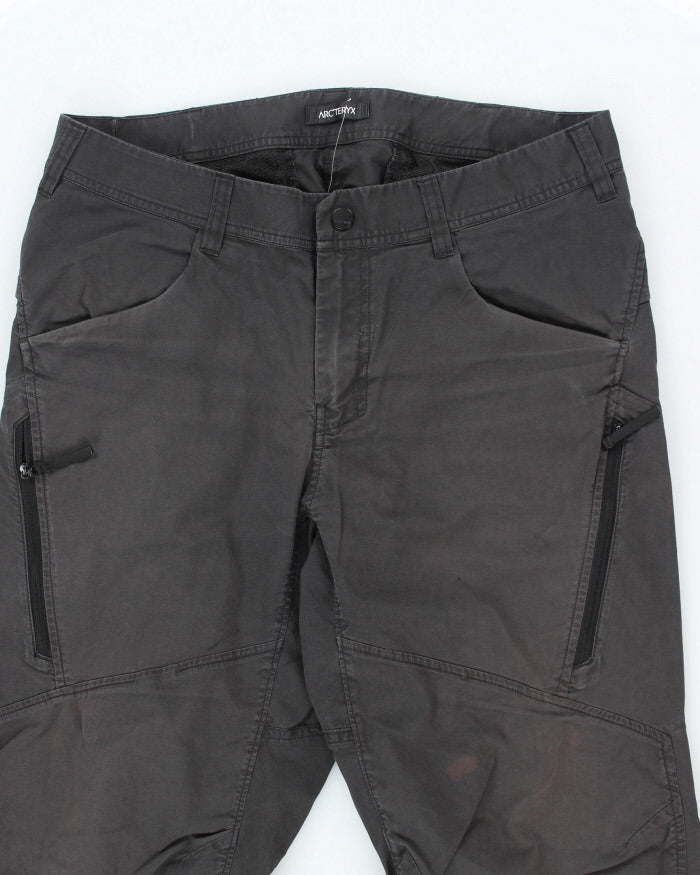 Vintage 2000's Arc'teryx Multi Pocket Cargo Hiking Trousers - W32 L30