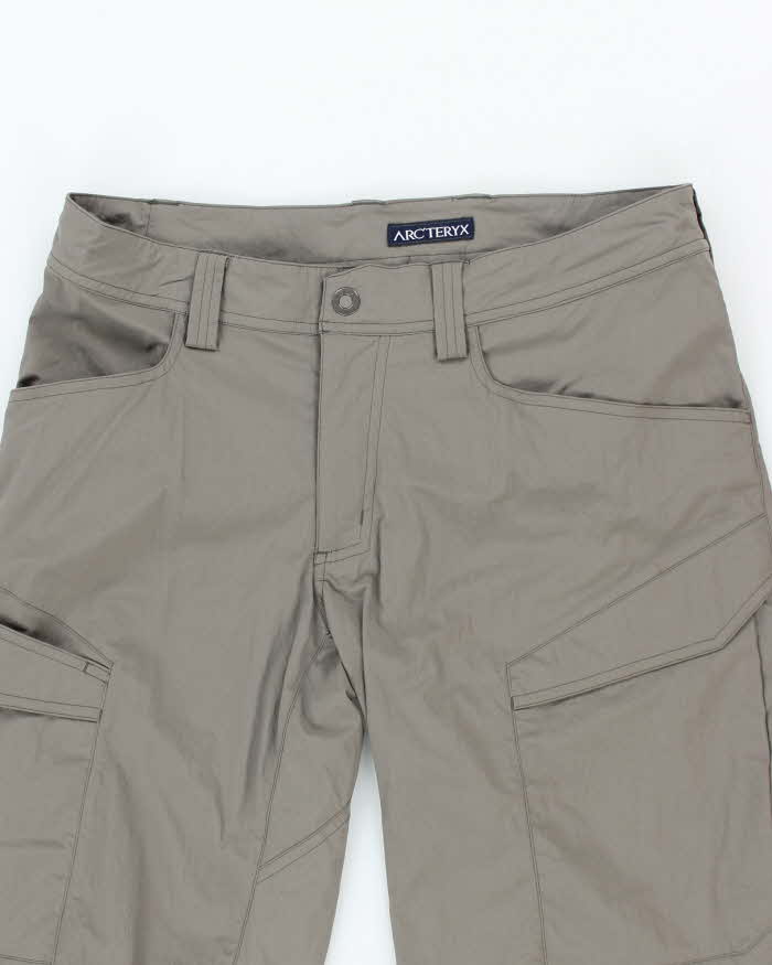 Vintage 2000's Arc'teryx Multi Pocket Utility Trousers - W30 L27