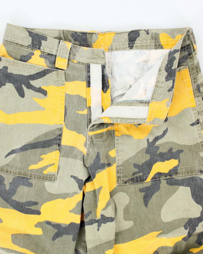 Vintage Y2K Ultra Wide Leg Camouflage Trousers - W30 L27