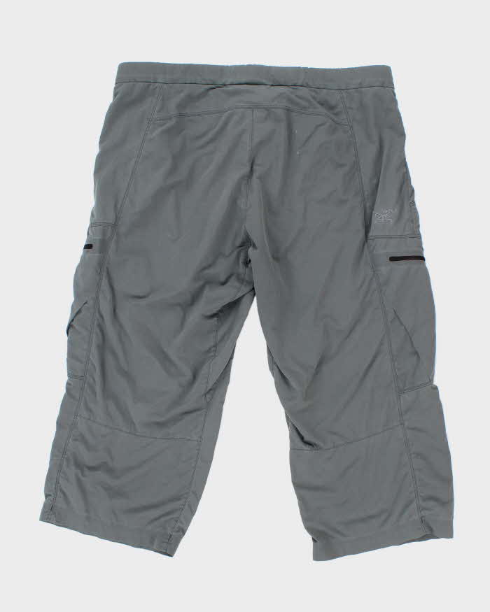 Vintage Y2K Arc'teryx Lightweight Multi Pocketed Utility 3/4 Length Trousers - W36 L21
