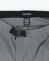 Vintage Y2K Arc'teryx Lightweight Multi Pocketed Utility 3/4 Length Trousers - W36 L21