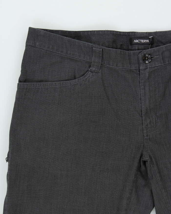 Vintage Arc'teryx Grey Polycotton Slim Leg Trousers - W38 L32