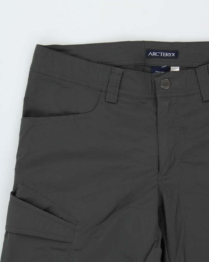 Vintage Arc'teryx Gamma Straight Leg Gore-Tex Technical Trousers - W32 L31