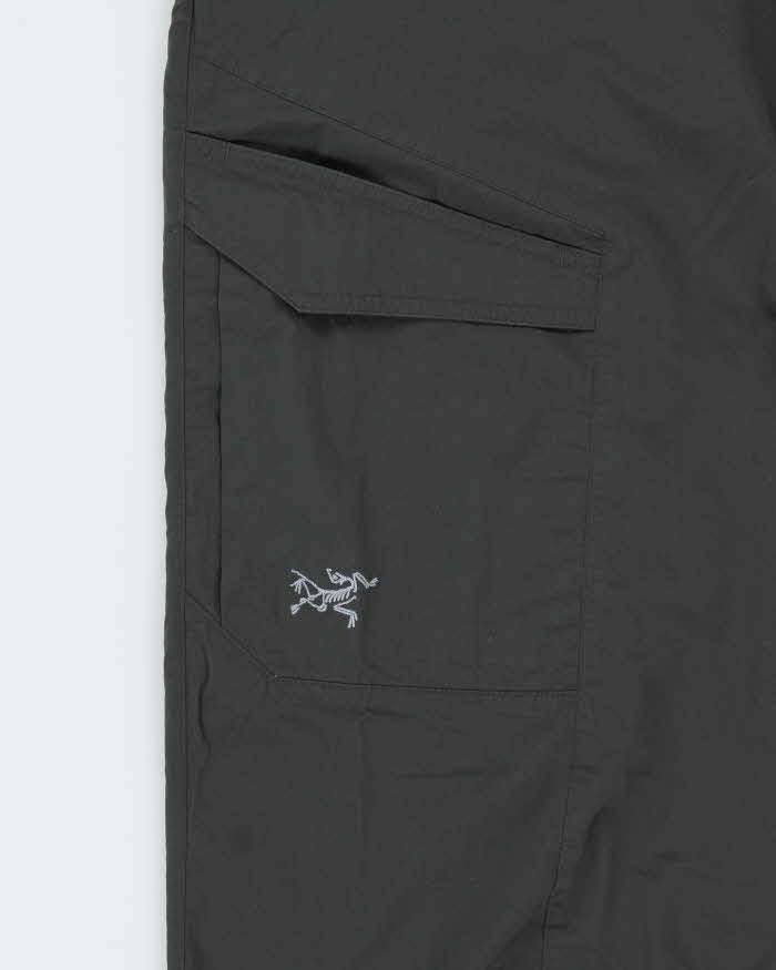 Vintage Arc'teryx Gamma Straight Leg Gore-Tex Technical Trousers - W32 L31