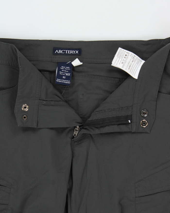 Vintage Arc'teryx Gamma Straight Leg Gore-Tex Technical Trousers - W32 L31
